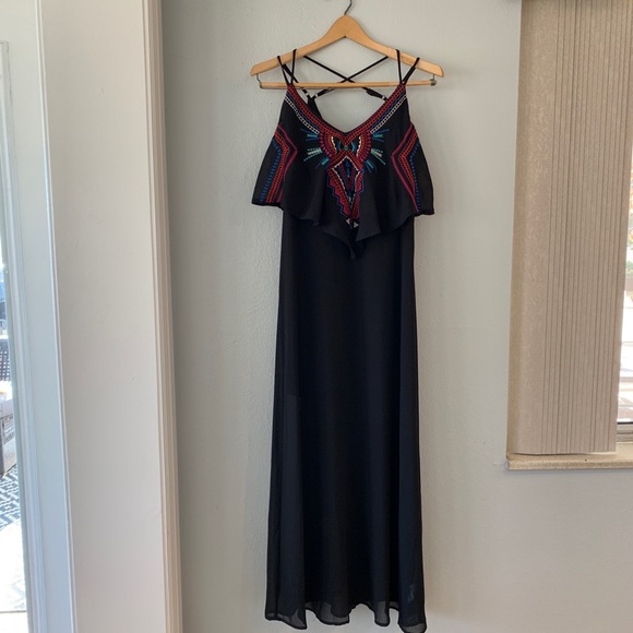 Front Ruffle Embroidered Dress - Picture 4 of 7